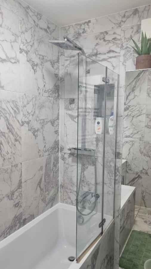 33 Camden Square - Double Homestay London